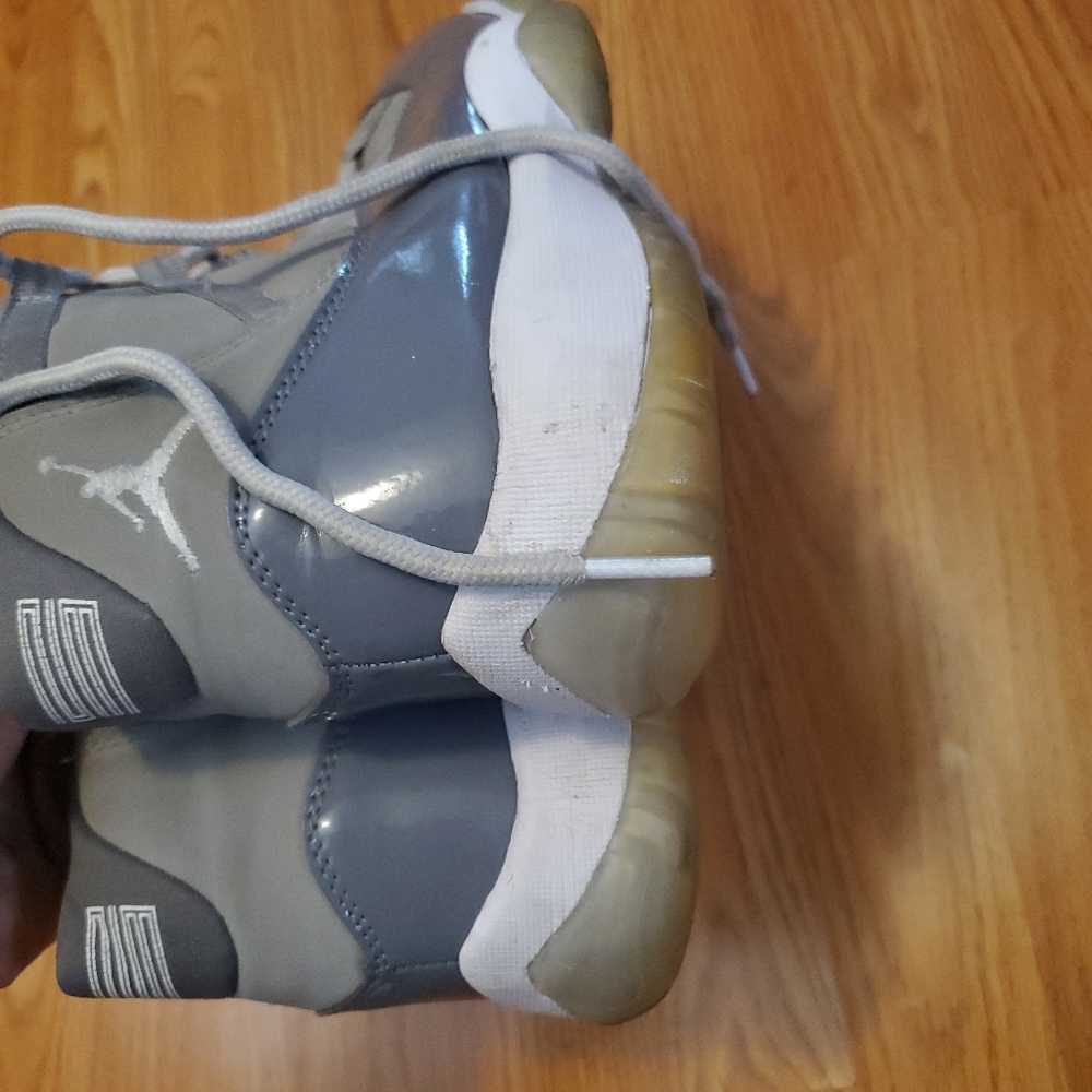 NIKE CT8012-005 Air Jordan 11 Retro High Cool Grey 2021  Size 10 - Picture 13 of 13